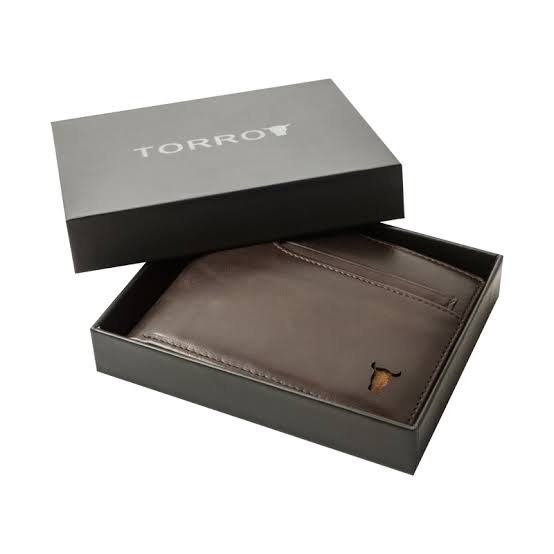 Custom Wallet Boxes